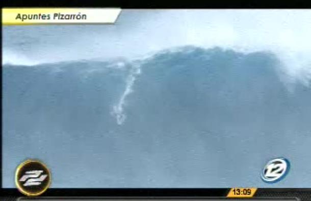 Apuntes Pizarrón: surfista logra increíble hazaña en gigantesca ola