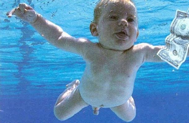 ¿Te acuerdas del niño del disco de Nirvana? Así luce 25 años después de su lanzamiento